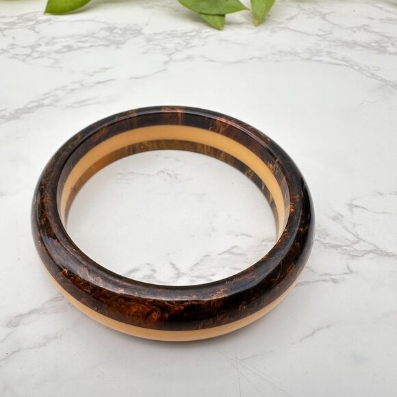 Art Deco Layered Bakelite Bangle Marbled Brown, Yellow and Banana Brown Tested - Picture 4 of 7